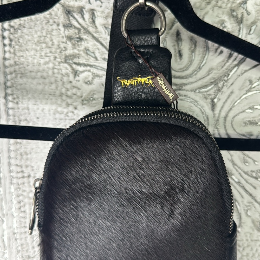 Trinity Black Belt Bag Leather hair on cowhide - Picture 2 of 9